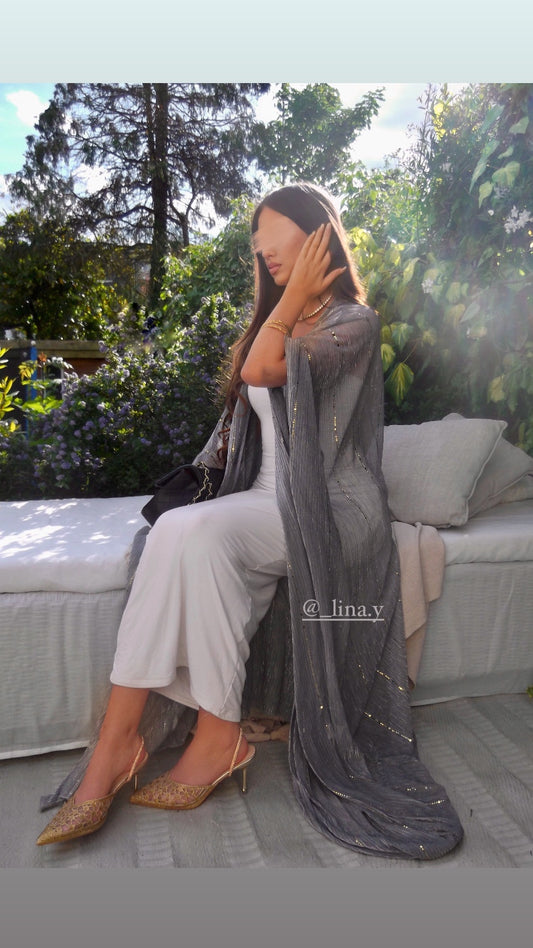 Aliyna Abaya in Grey